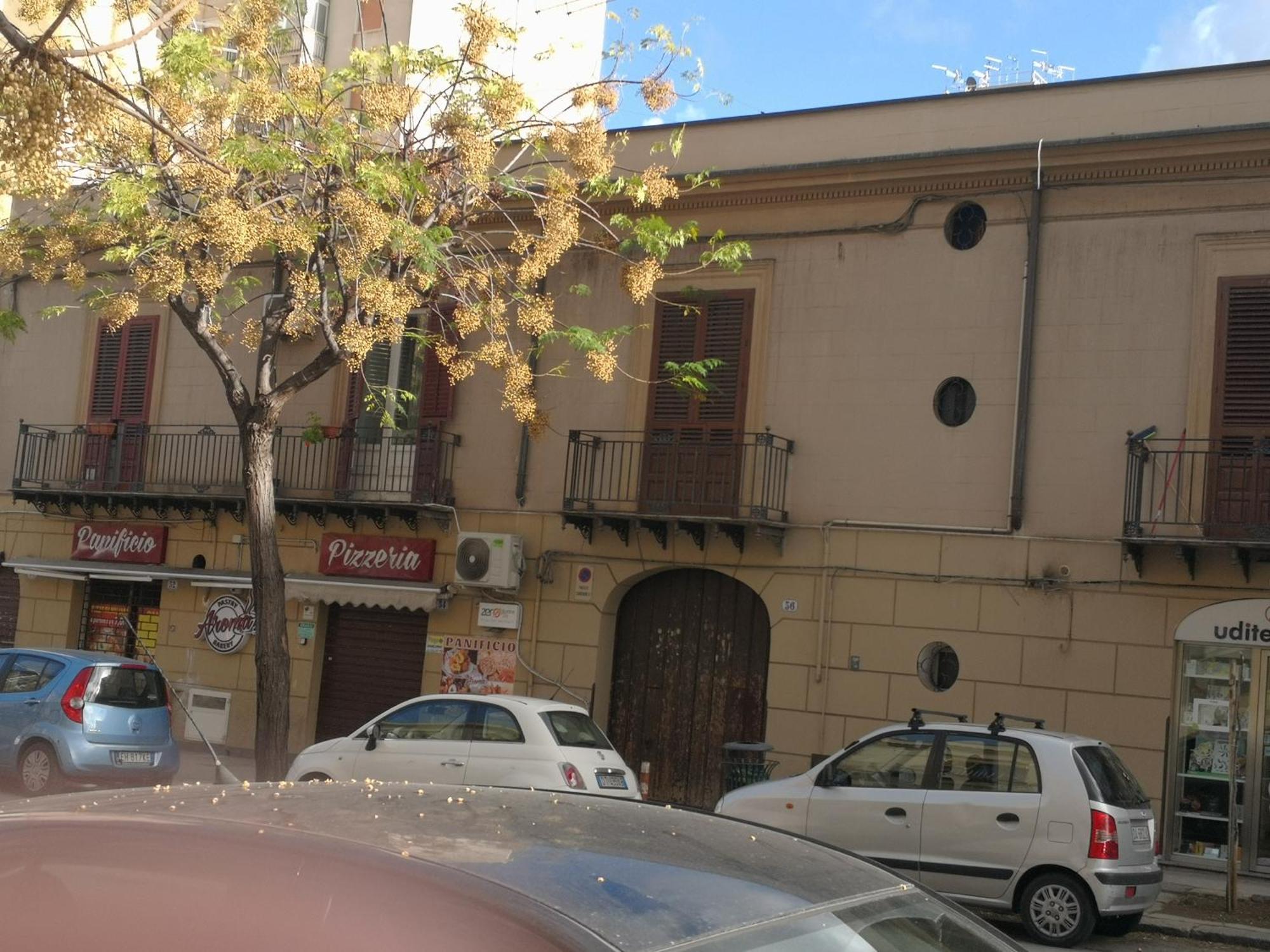Corte Dei Re Di Palermo Apartment Екстер'єр фото